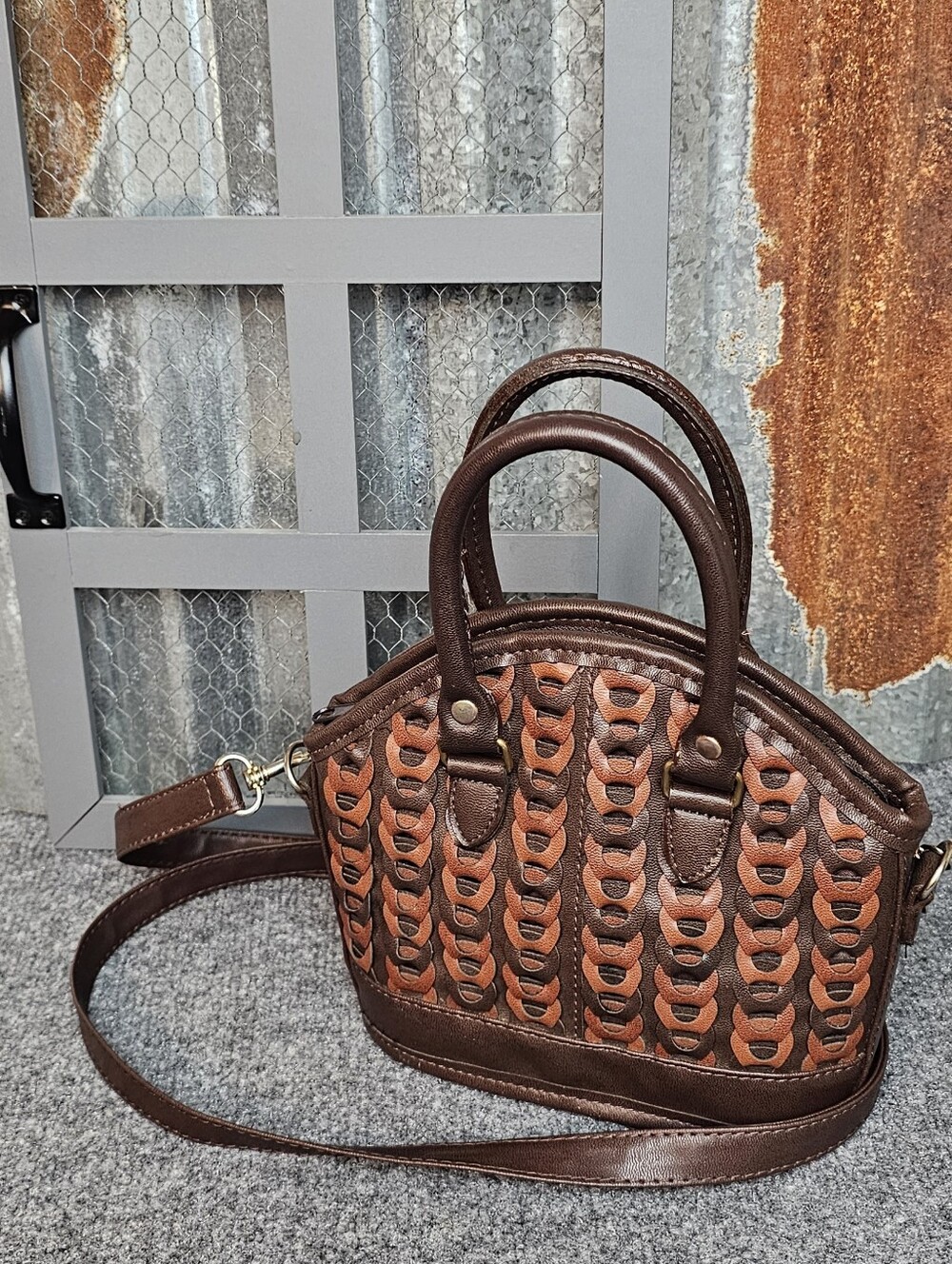 Vintage-Vibe| Woven Faux Leather|Dome Bag| Multi Brown Two-Way Convertible Purse - Picture 2 of 8